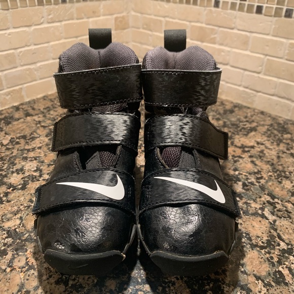 Nike Fast Flex Football cleats toddler  size 10C - Picture 2 of 11